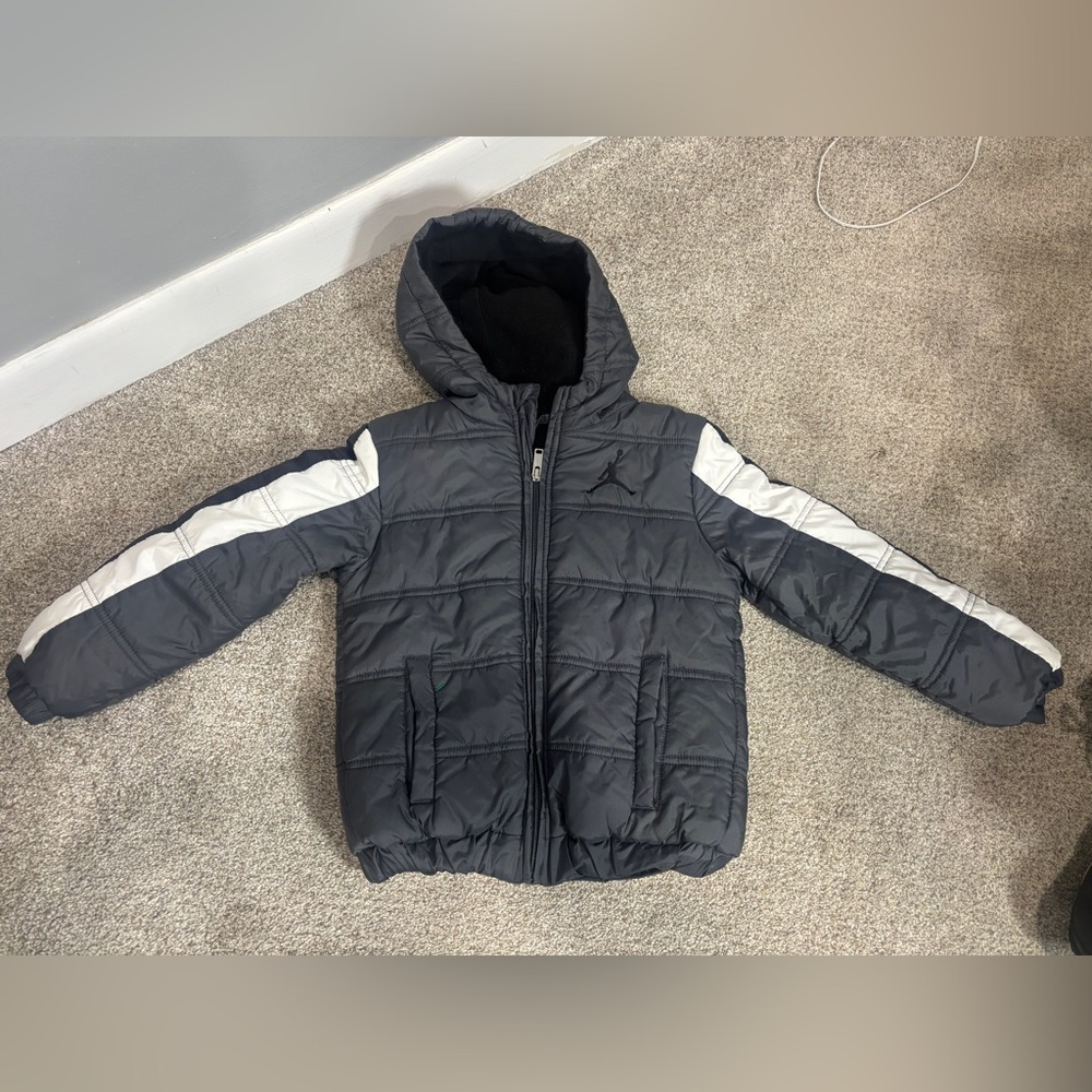Air Jordan Puffer Jacket, Size 5-6 years winter jacket winter coat warm cozy